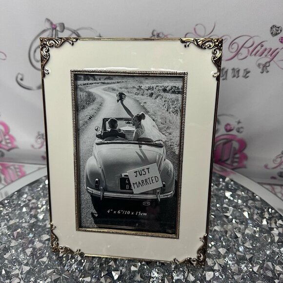 Picture frame Elegant Cream and Gold Photo Frame brand new - Picture 1 of 6